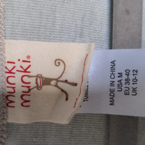 Cat nightgown - Picture 3 of 5